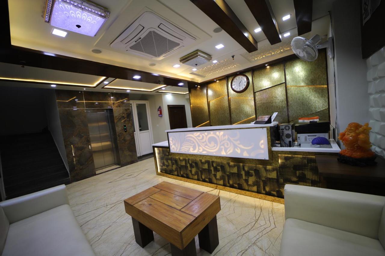 Hotel Royal Phoenix Agra  Eksteriør billede