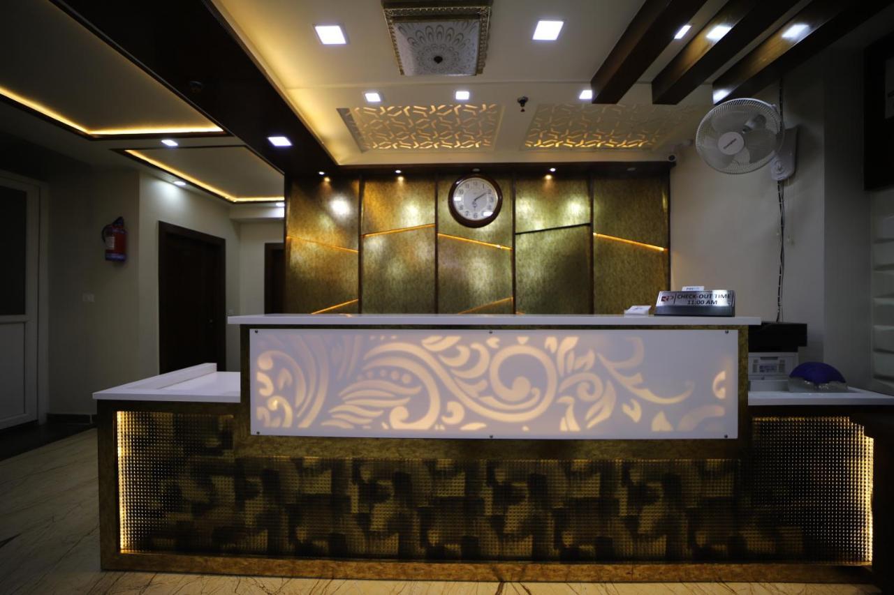 Hotel Royal Phoenix Agra  Eksteriør billede