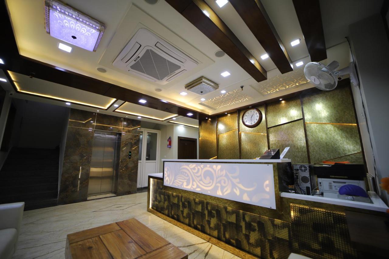 Hotel Royal Phoenix Agra  Eksteriør billede